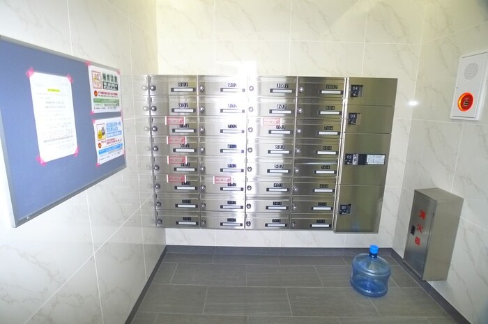 建物設備 ホワイトマーベル