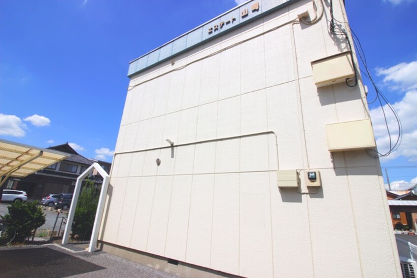 外観写真 ｴｽﾃ-ﾄ山崎