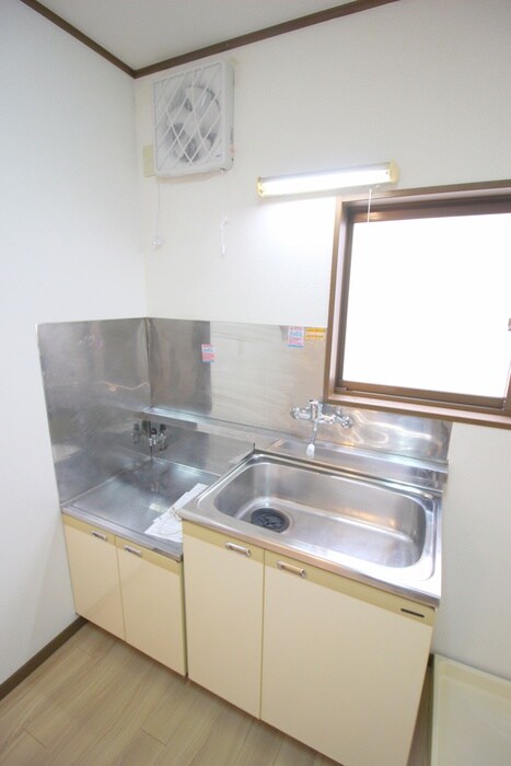 キッチン レジデンスＳＴＯ