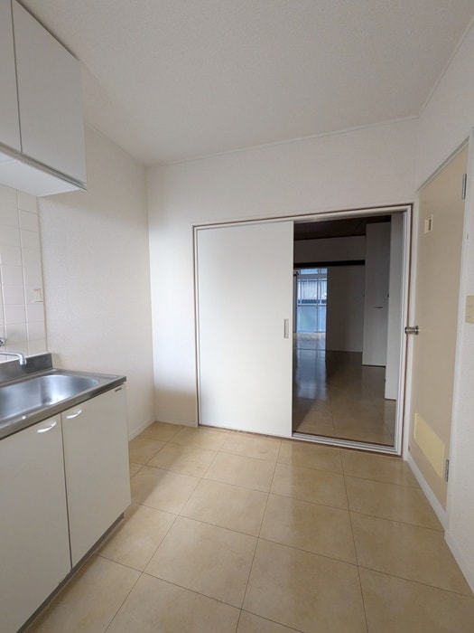 廊下 ジェニファー勝田台