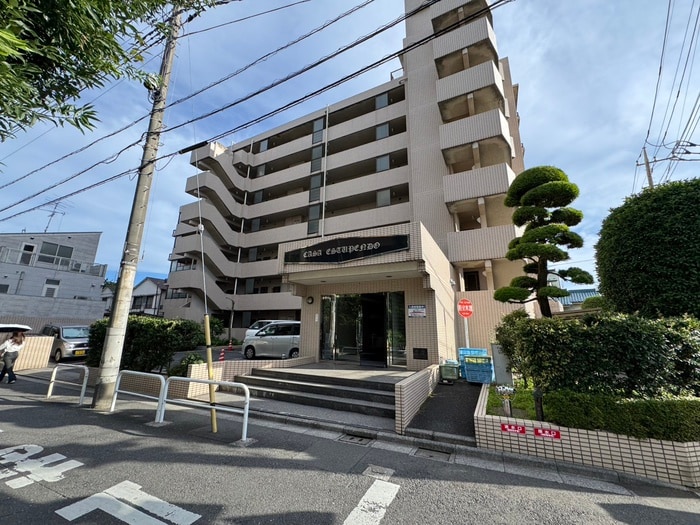 外観写真 カ－サエストゥペンダ