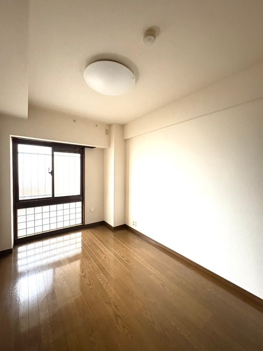 居室 カ－サエストゥペンダ