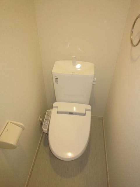 トイレ リブリ・興