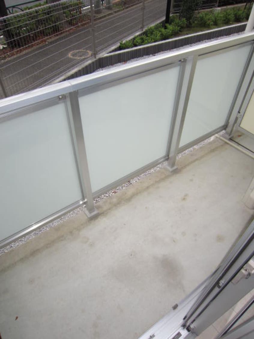 ベランダ・バルコニー リブリ・興