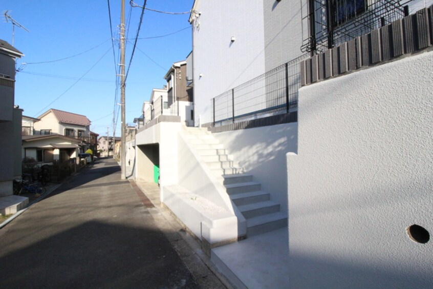 エントランス部分 Sun Lagoon今宿町