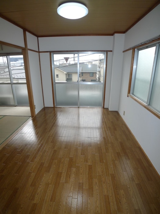 居室 杉田ハイツ