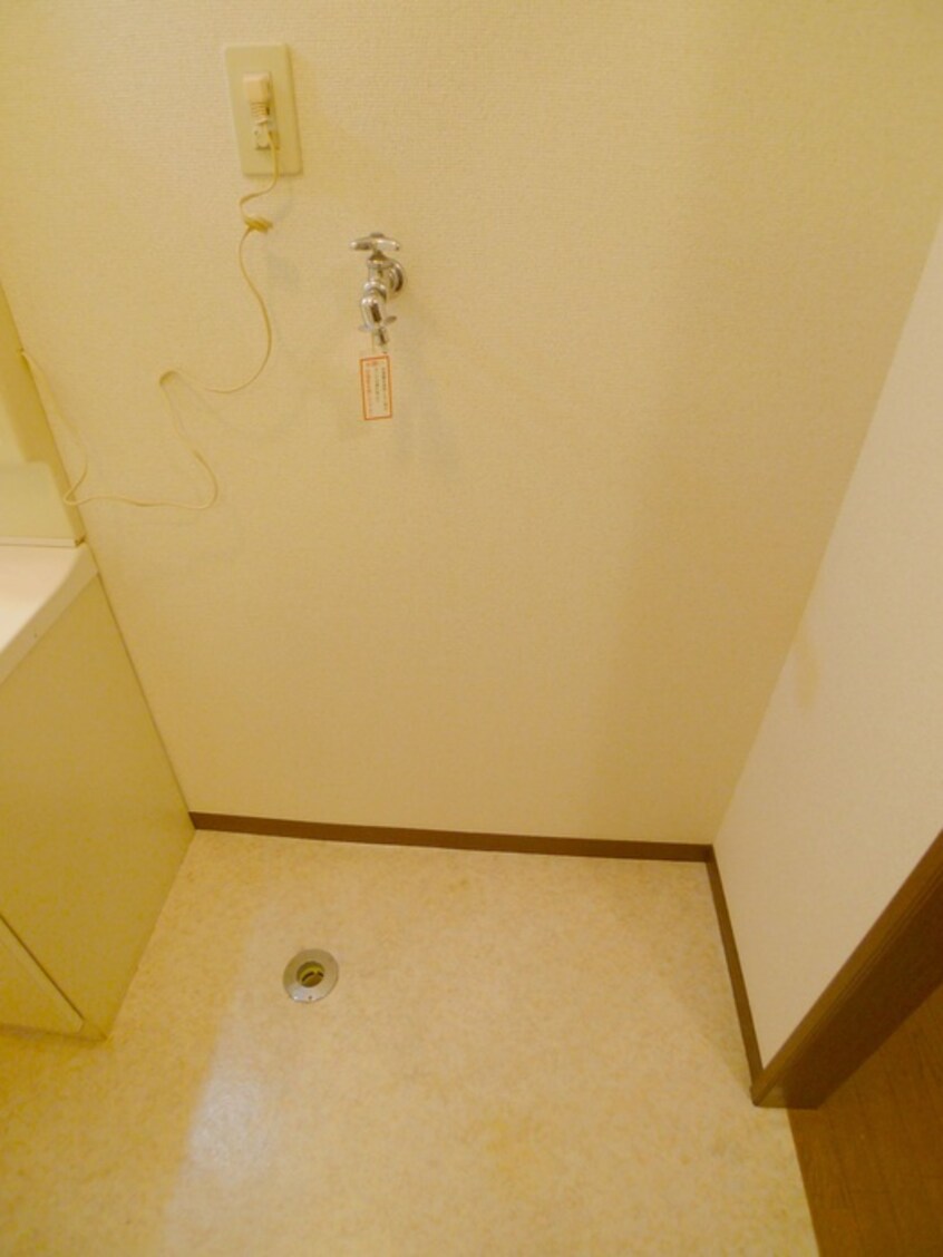 洗濯機置場 グランハイム牛山Ｃ