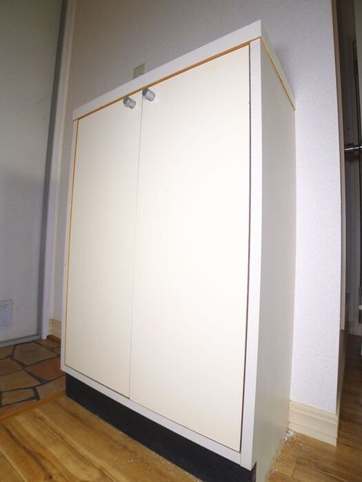 靴箱 イーストアピアＢ