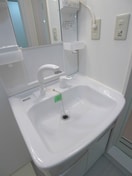 洗面 LEO弐拾六番館