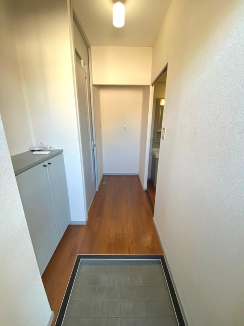 玄関 ビ－ライン紅山