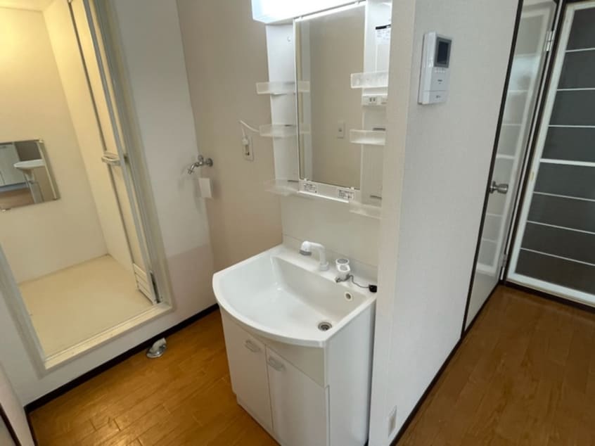 洗面 サンライフ．シバザキ