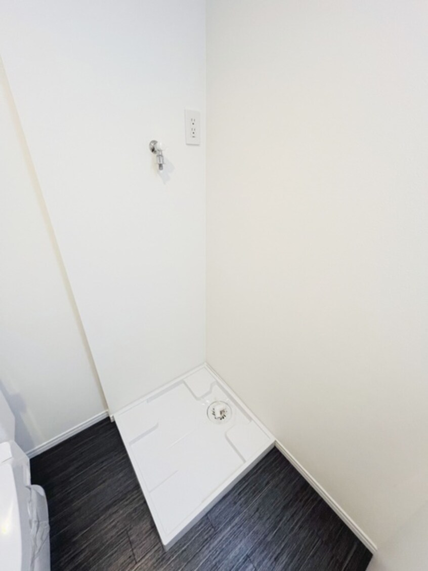 洗濯機置場 M　Quarto青井