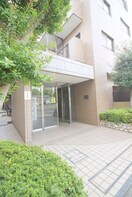エントランス部分 ロイヤルガーデン