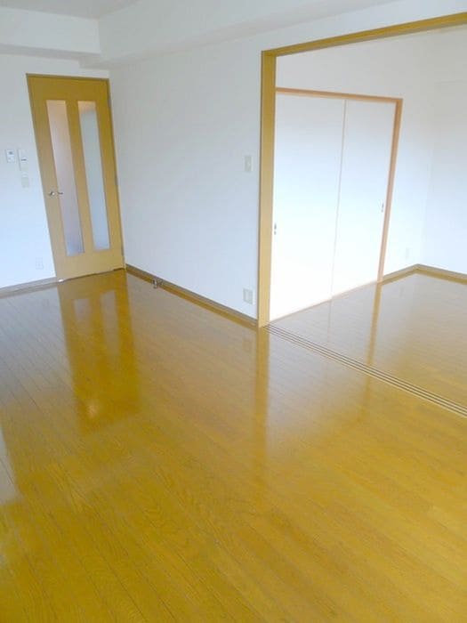 内観写真 ロイヤルガーデン