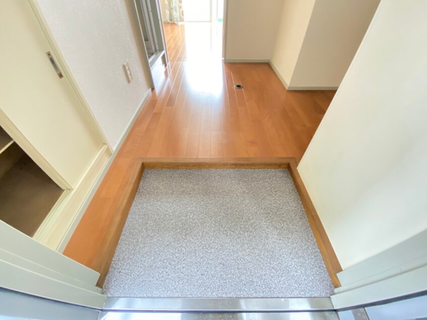 玄関 第二サンライフ藤