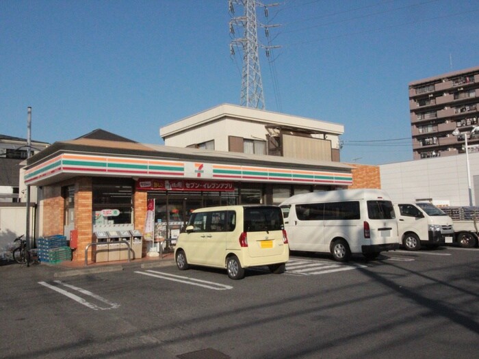 セブンイレブン草加花栗北店(コンビニ)まで140m メゾンボヌールＢ