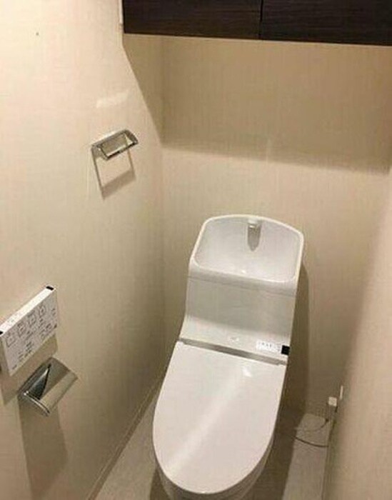 トイレ AZEST堀切菖蒲園Ⅱ（２０５）