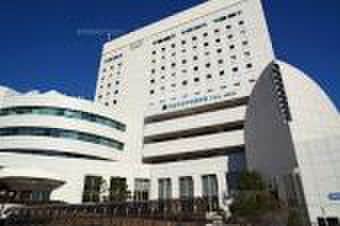 町田市立中央図書館(図書館)まで345m エステ－ト南野