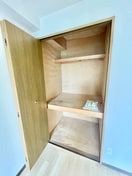 収納 クレセントトミザワ