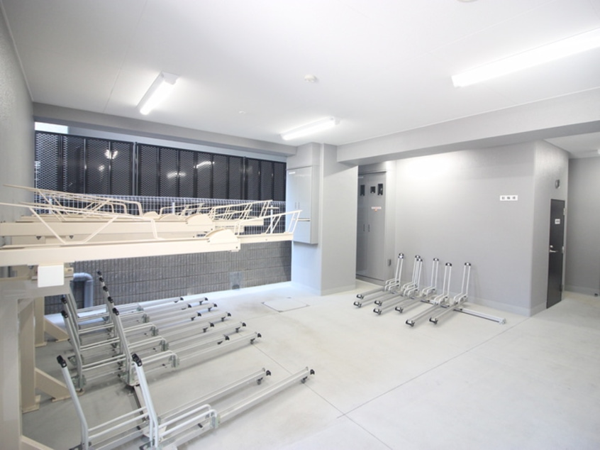 駐輪場 ﾌﾟﾚｰﾙ･ﾄﾞｩｰｸ板橋本町Ⅲ（403）