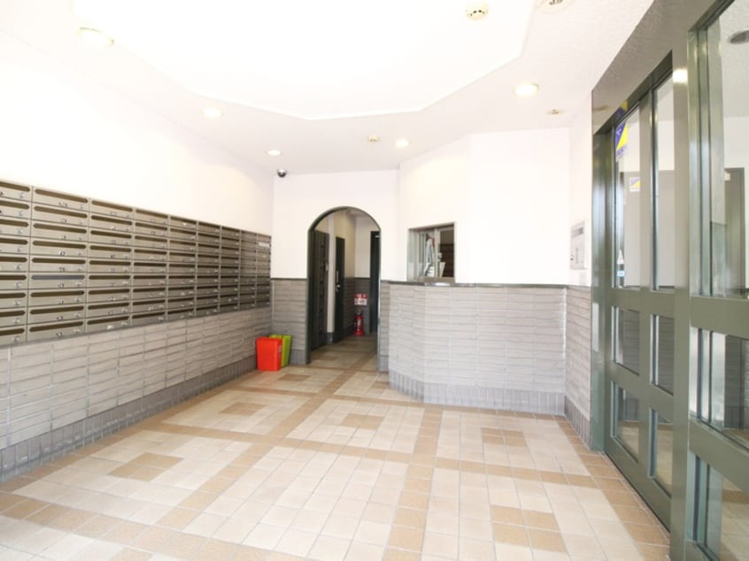 エントランス部分 ドミ－ル落合