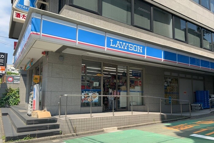 ローソン 渋谷東一丁目店(コンビニ)まで350m パークフラッツ渋谷代官山