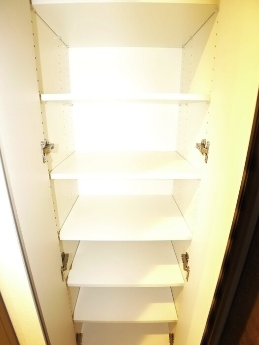 靴箱 ドゥーエ日暮里