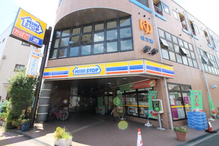 ミニストップ 新座栗原店(コンビニ)まで205m 日神ﾊﾟﾚｽﾃｰｼﾞひばりヶ丘（104）