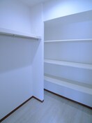 収納 フレア大門