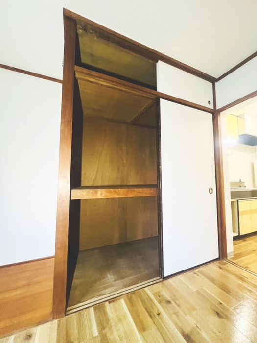 収納 メゾンルミエ－ル