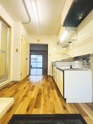 廊下 メゾンルミエ－ル