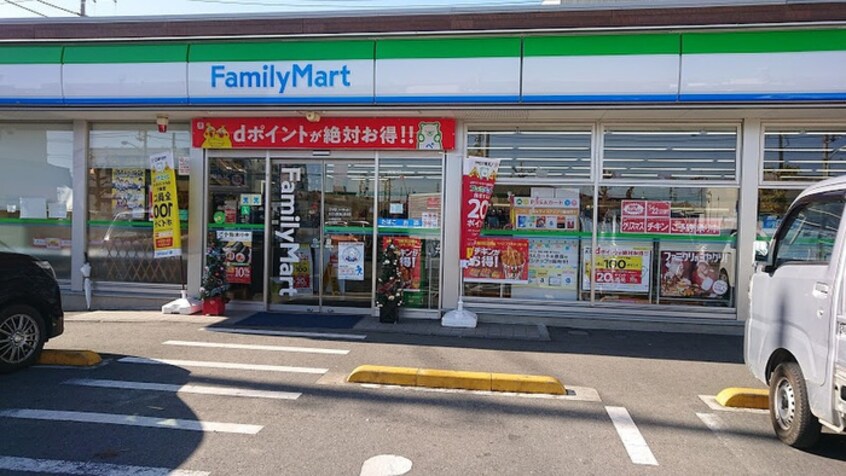 ファミリーマート あきる野滝山街道店(コンビニ)まで354m 壽ビル