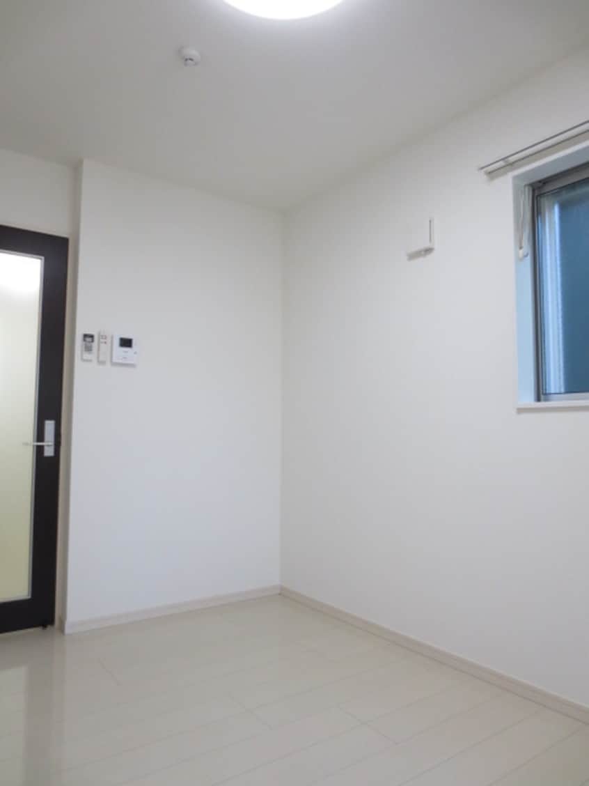 居室 ﾘｰｳﾞｪﾙﾎﾟｰﾄ横浜南太田