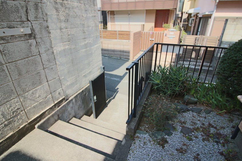 駐輪場 倉方ハイツ