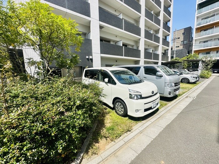 駐車場 オズレ-ベル