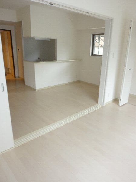 居室 オズレ-ベル