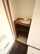 靴箱 ヴィラパピヨン