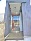 エントランス部分 クレアール西新井