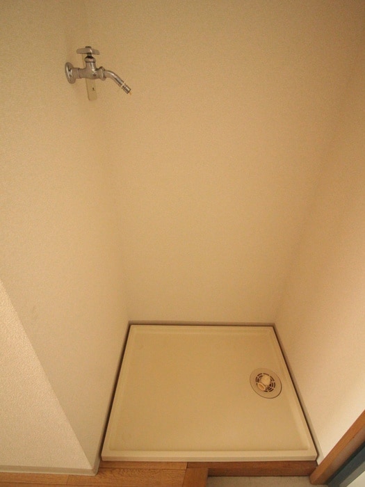 洗濯機置場 シャルマン高砂Ⅱ
