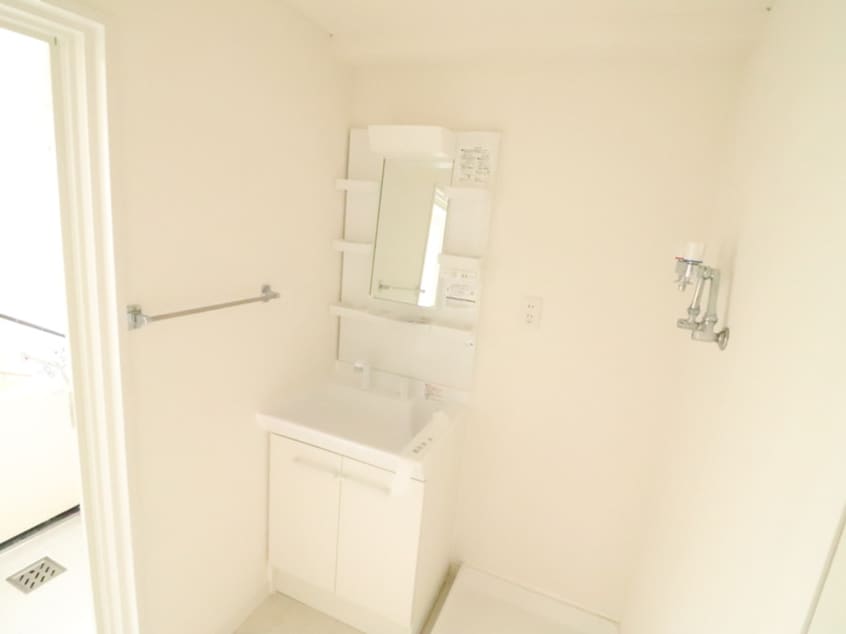 洗面 サ－ラ白金（603)