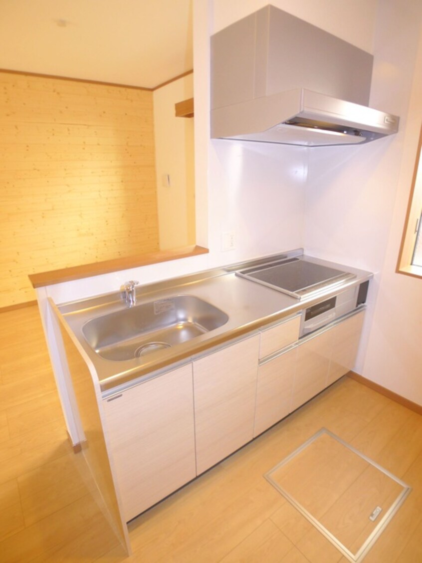 キッチン ラド・ヒュ－ス習志野