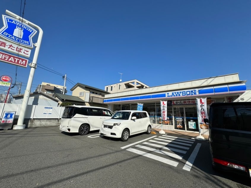 ローソン 茅ヶ崎雄三通(コンビニ)まで462m 茅ヶ崎フェリックスコート長尾