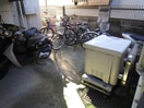 バイク置き場 シャレ－ド蒔田