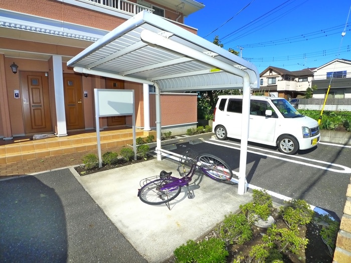 駐輪場 コーラルリーフ