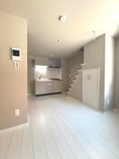 居室 夢のヴィオレット