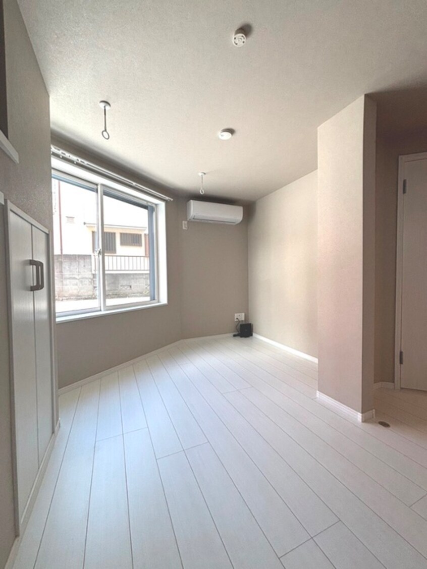 居室 夢のヴィオレット