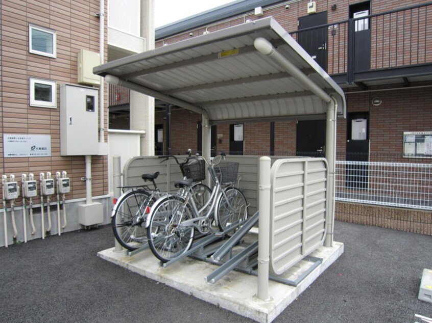 駐輪場 ル－フブライト