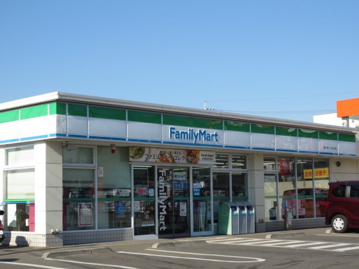 ファミリーマート(コンビニ)まで442m ヴィラ立場