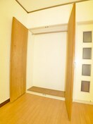 収納 メゾネ－ド常盤平