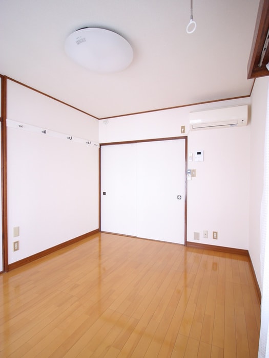 居室 ホワイトハイツ